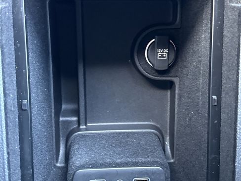 Used 2021 Chrysler 300 S image 28