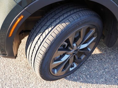 Certified 2023 Kia Sorento X-Line EX AWD/4WD image 13