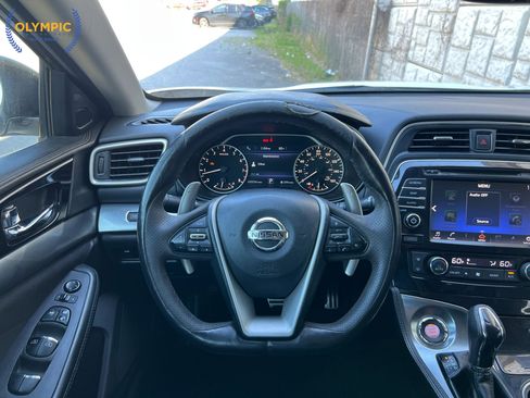 Used 2016 Nissan Maxima SR FWD image 23