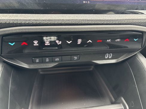 New 2026 Jeep Cherokee Laredo image 24