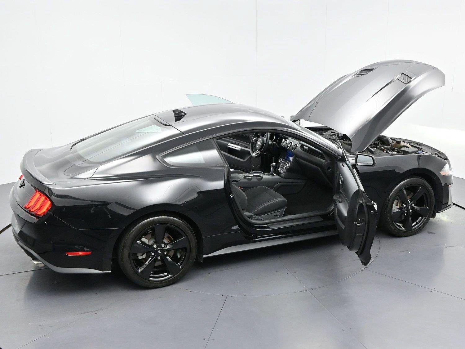 Used 2022 Ford Mustang Coupe w/ Equipment Group 101A RWD image 33
