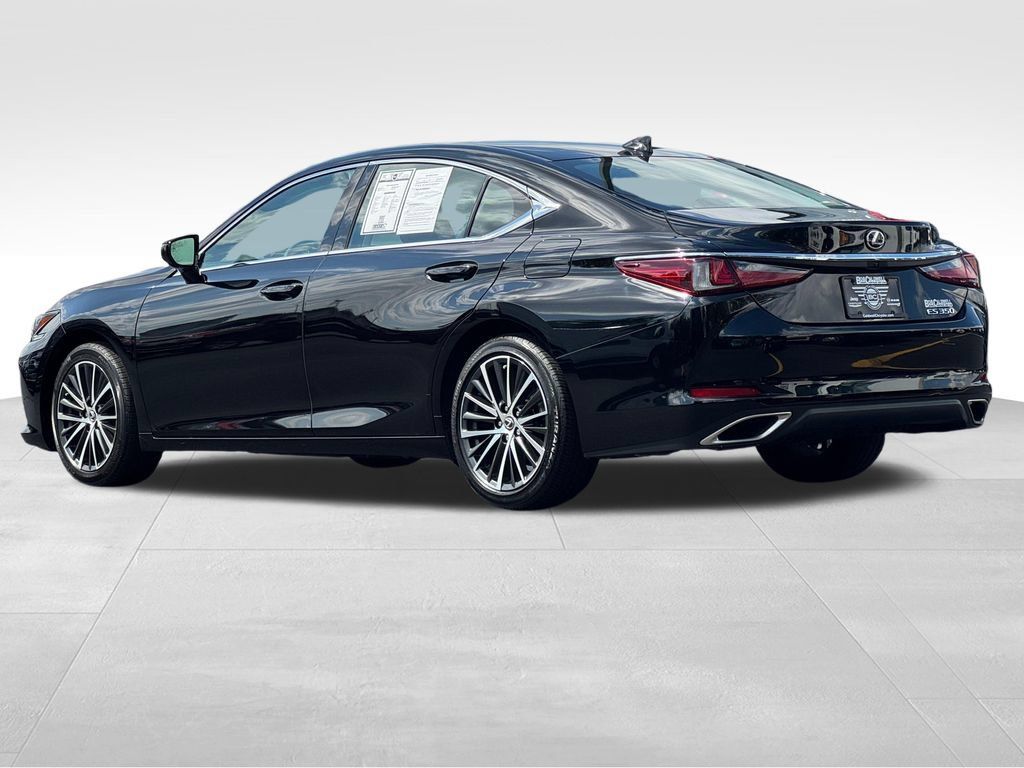 Used 2024 Lexus ES 350 w/ Premium Package FWD image 5