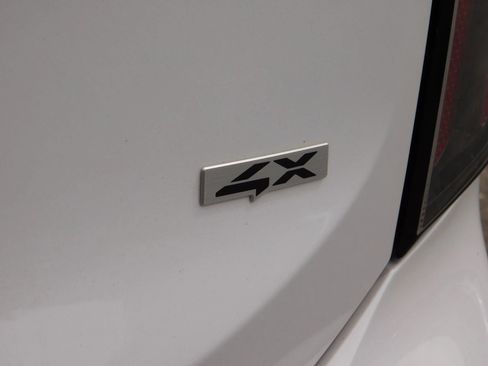 Used 2024 Kia Telluride AWD image 8