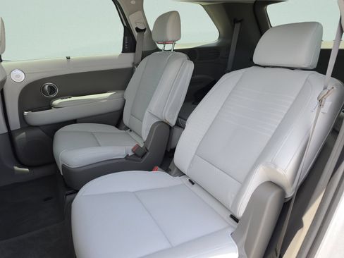 New 2026 Hyundai Palisade Limited FWD image 21