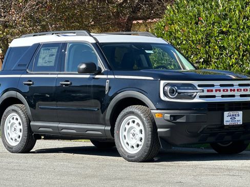 New 2024 Ford Bronco Sport Heritage w/ Heritage Convenience Package AWD/4WD image 14