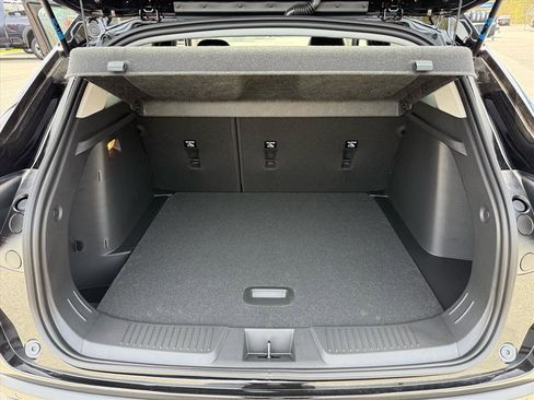 New 2026 Chevrolet Trax LT image 7