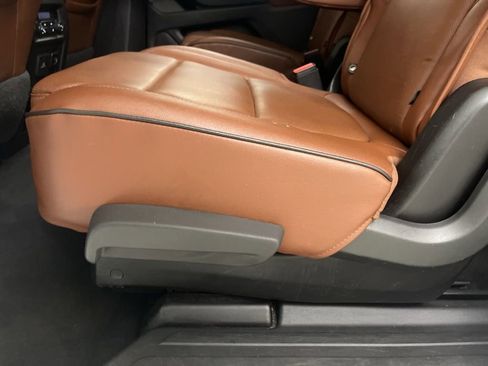 Used 2018 Chevrolet Traverse High Country image 60