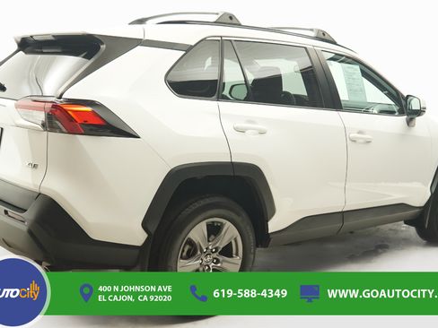 Used 2023 Toyota RAV4 XLE FWD image 6