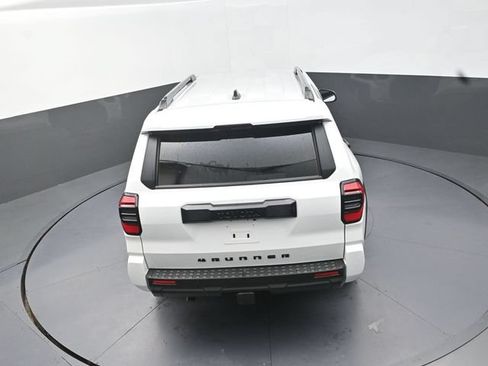 Used 2026 Toyota 4Runner SR5 RWD image 27