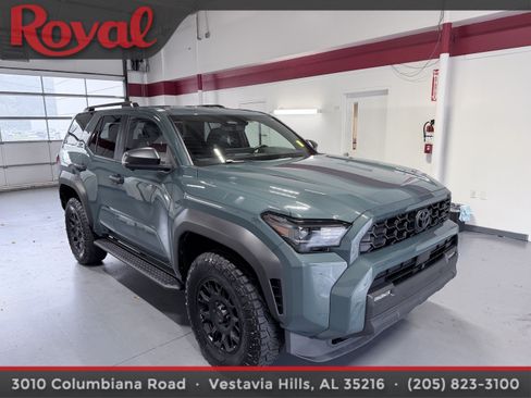 Used 2025 Toyota 4Runner TRD Off-Road Premium AWD/4WD image 3