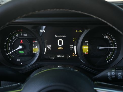 Used 2025 Jeep Wrangler Sahara w/ Safety Group image 25