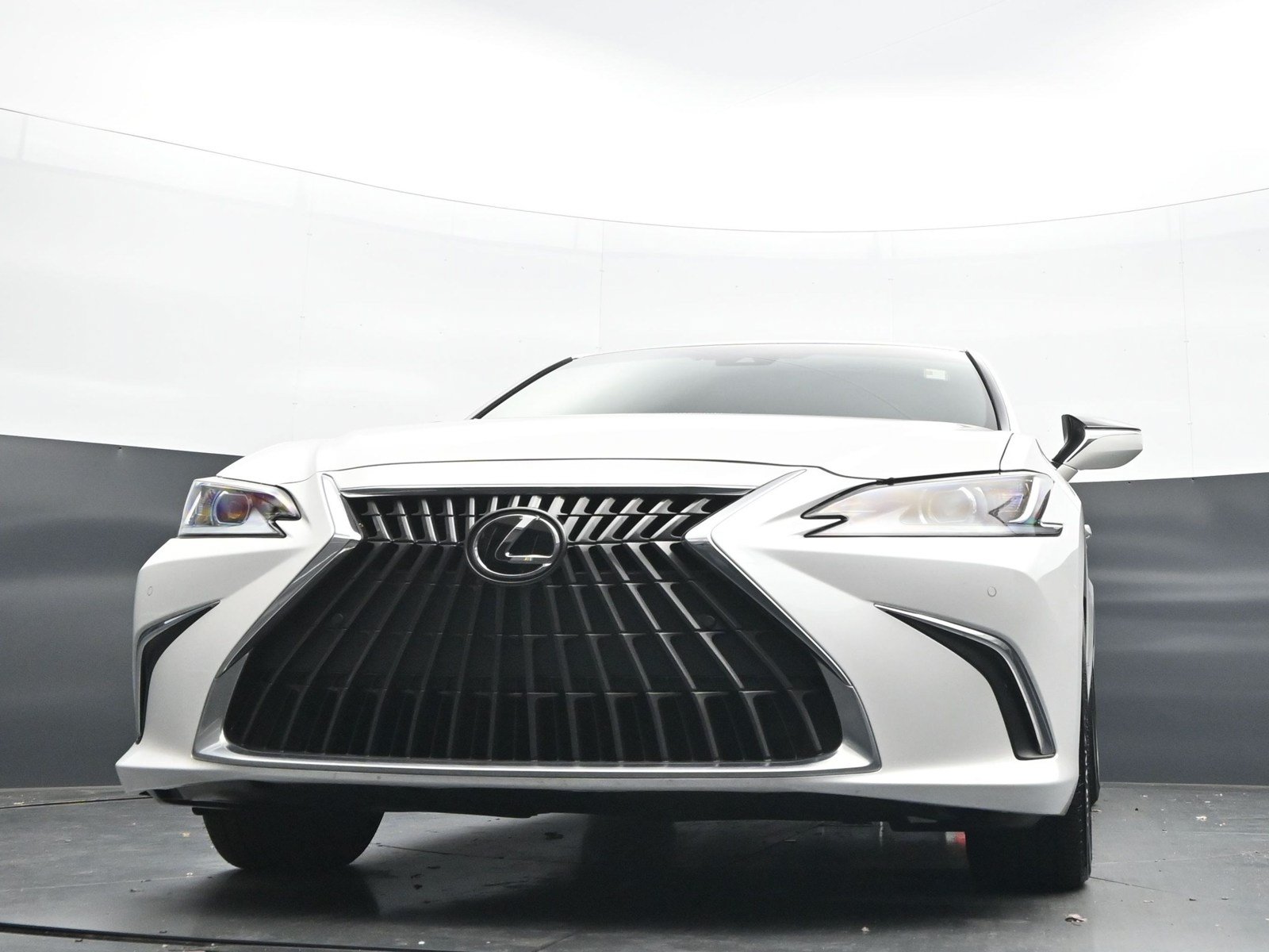 Used 2025 Lexus ES 350 w/ Premium Package FWD image 36
