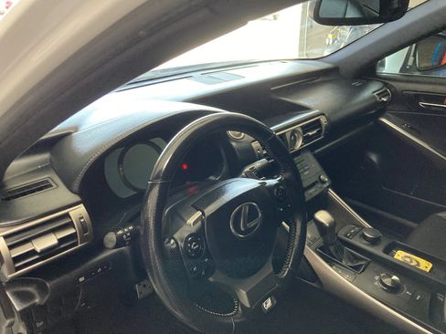 Used 2016 Lexus IS 200t w/ F Sport Package RWD image 38