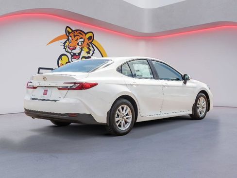 New 2026 Toyota Camry LE FWD image 5
