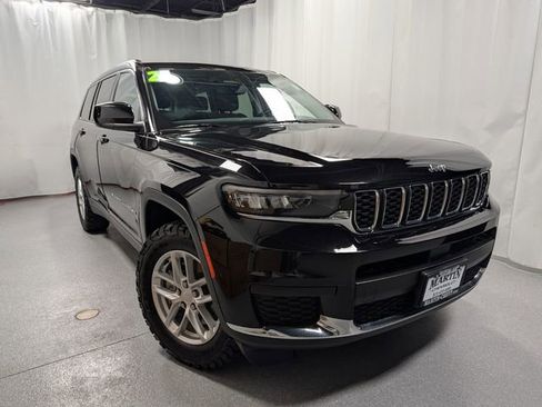 Used 2021 Jeep Grand Cherokee L Laredo w/ Luxury Tech Group I AWD/4WD image 2