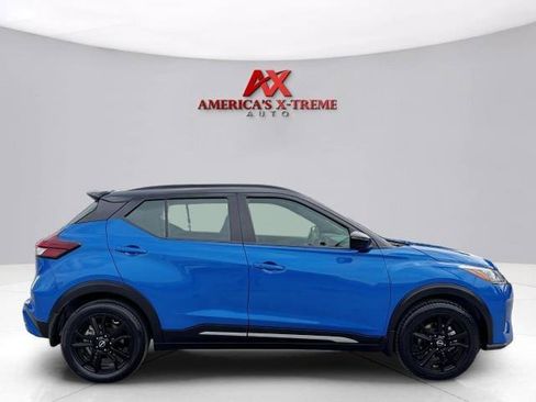 Used 2023 Nissan Kicks SR FWD image 7
