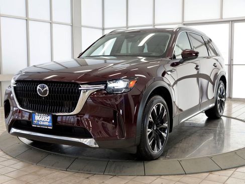 Certified 2025 MAZDA CX-90 Plug-In Hybrid w/ Premium Plus image 4