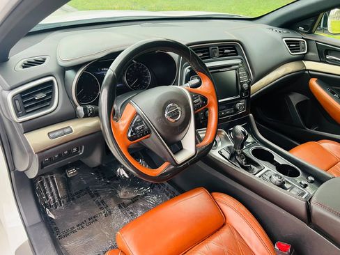 Used 2019 Nissan Maxima Platinum w/ Reserve Package FWD image 12