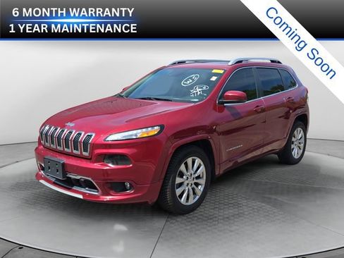 Used 2017 Jeep Cherokee Overland w/ Technology Group FWD image 1