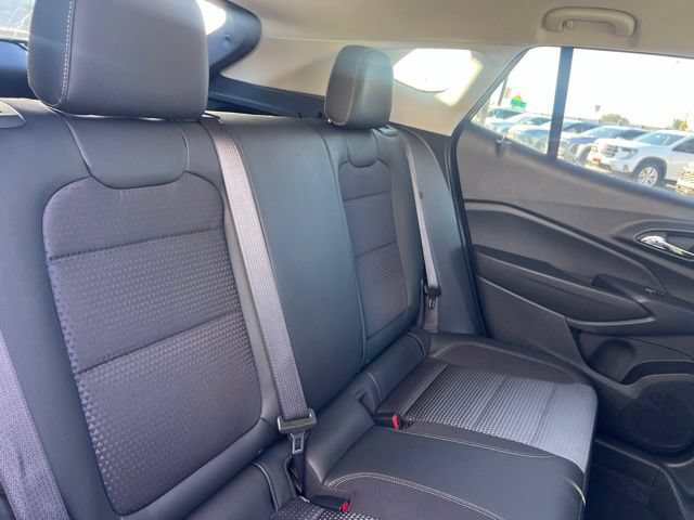 Used 2024 Chevrolet Trax LT FWD image 26