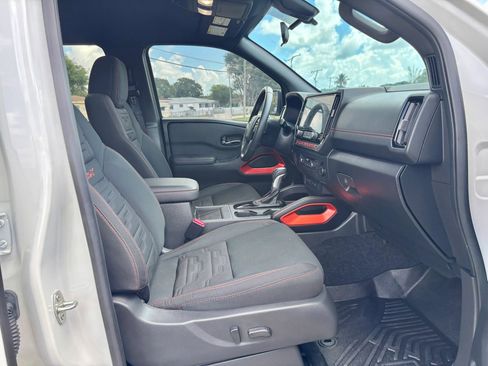 Used 2025 Nissan Frontier Pro-X w/ Pro Convenience Package image 10