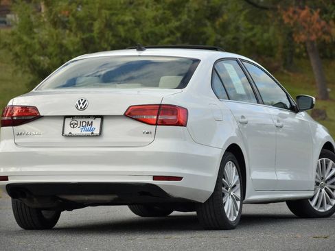 Used 2016 Volkswagen Jetta SEL FWD image 5