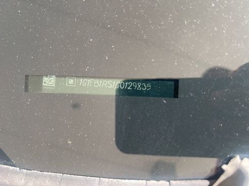 Used 2016 Chevrolet Camaro LT image 13