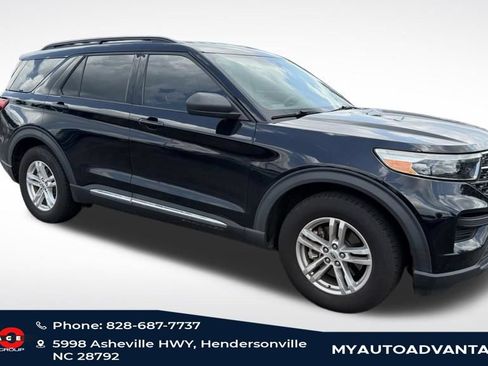 Used 2020 Ford Explorer XLT w/ Equipment Group 202A AWD/4WD image 2