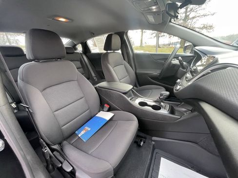 Used 2023 Chevrolet Malibu RS w/ Driver Confidence Package image 11