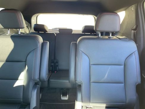 Used 2025 Chevrolet Traverse Z71 w/ LPO, Floor Liner Package image 40
