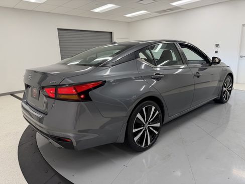 Used 2022 Nissan Altima 2.5 SR image 67