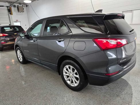 Used 2021 Chevrolet Equinox LS AWD/4WD image 4