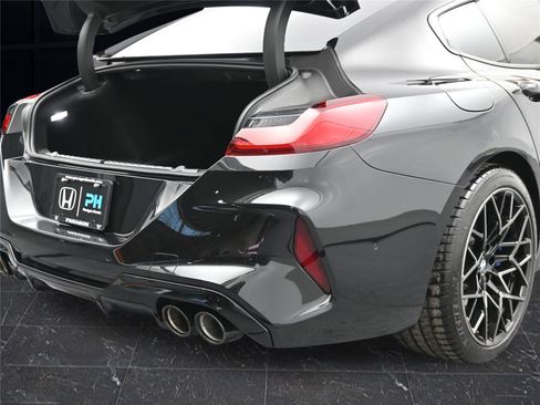 Used 2025 BMW M8 Competition AWD/4WD image 23