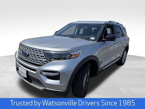 Used 2020 Ford Explorer Limited RWD image 2