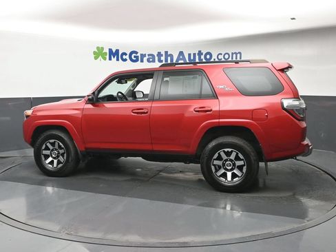 Used 2021 Toyota 4Runner TRD Off-Road Premium w/ Moonroof Package AWD/4WD image 23