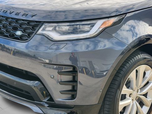 Certified 2024 Land Rover Discovery Dynamic SE AWD/4WD image 35