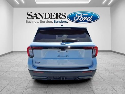 New 2026 Ford Explorer ST-Line RWD image 2