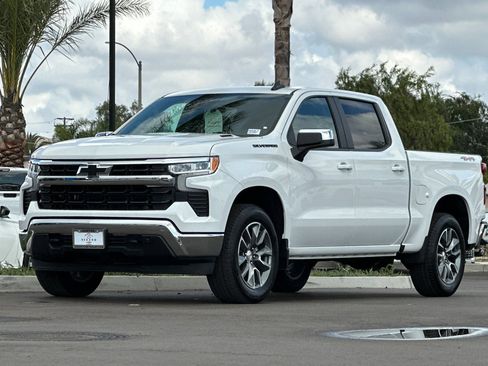 New 2026 Chevrolet Silverado 1500 LT w/ All Star Edition Plus AWD/4WD image 8