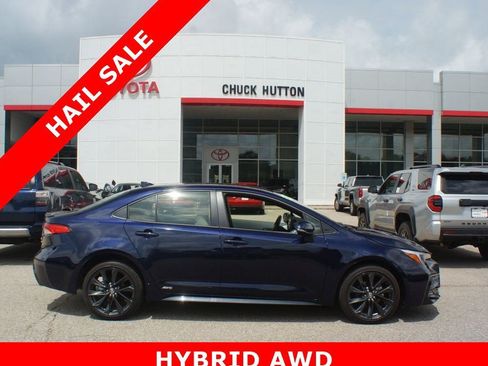 Used 2024 Toyota Corolla SE AWD/4WD image 1
