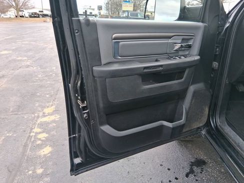 Used 2022 RAM 1500 Classic SLT w/ Trailer Tow Group image 9