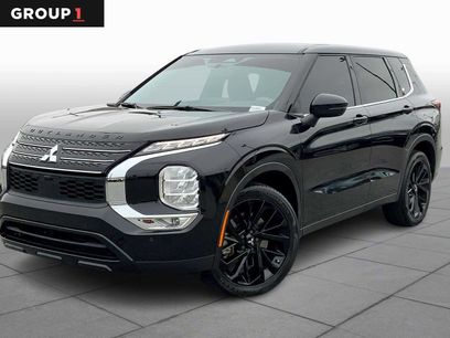 Used 2023 Mitsubishi Outlander SE Black Edition