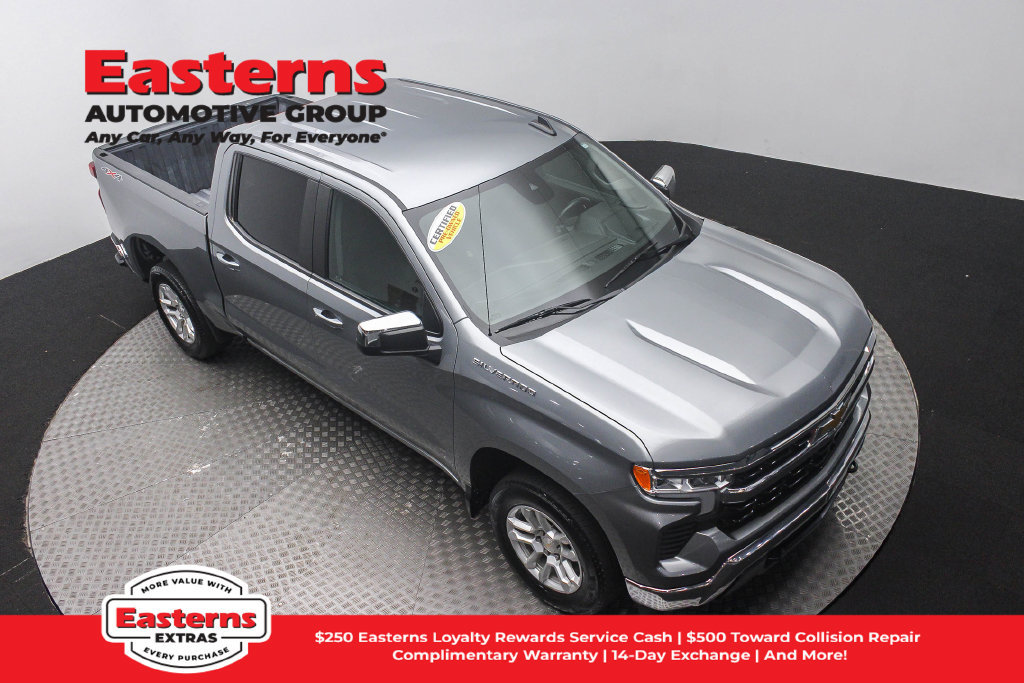 Used 2023 Chevrolet Silverado 1500 LT AWD/4WD image 4