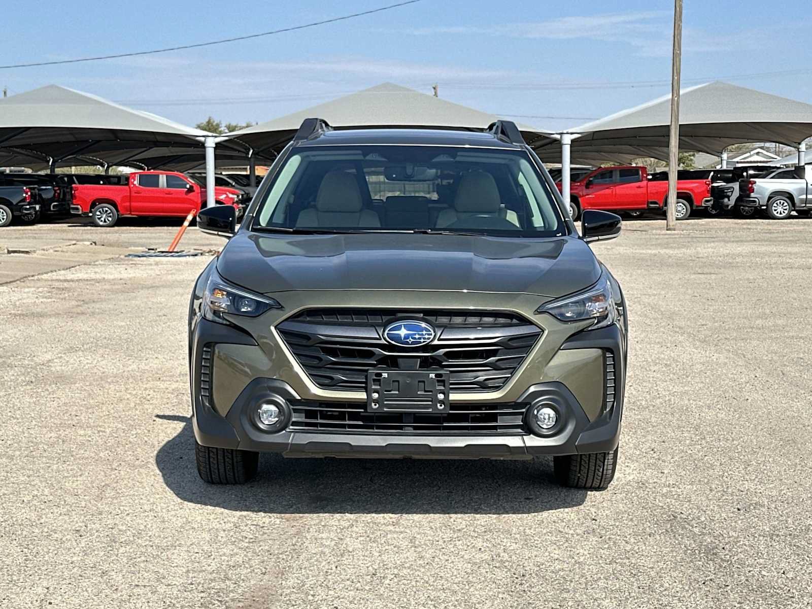 Used 2025 Subaru Outback Premium AWD/4WD image 14