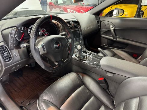 Used 2011 Chevrolet Corvette Grand Sport w/ Preferred Equipment Group RWD image 11