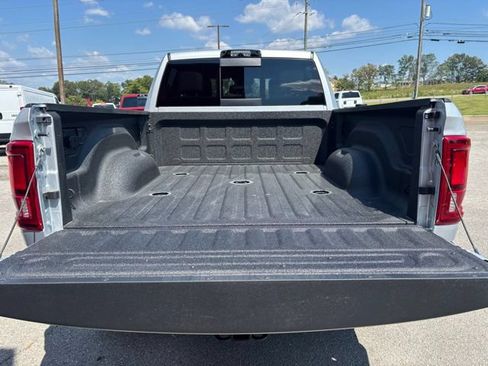 Used 2026 RAM 2500 Laramie w/ Sport Appearance Package AWD/4WD image 5