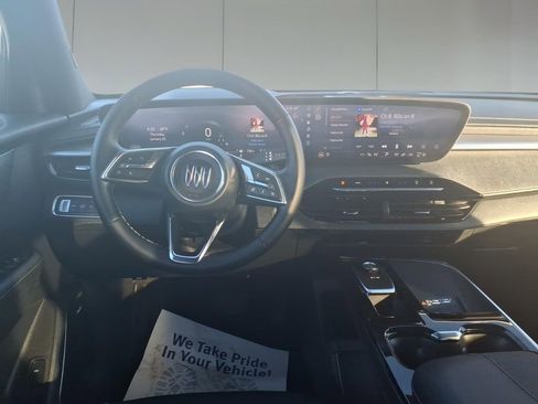 Used 2025 Buick Enclave Preferred image 30