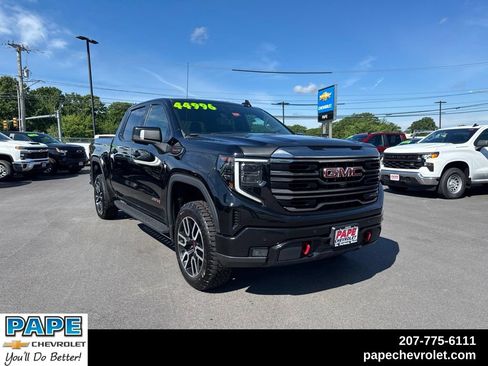 Used 2022 GMC Sierra 1500 AT4 w/ AT4 Premium Package AWD/4WD image 1
