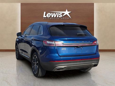 Used 2021 Lincoln Nautilus Reserve image 3