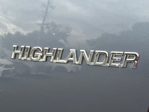 Used 2003 Toyota Highlander Base image 13