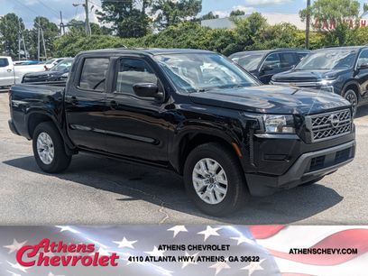 Used 2022 Nissan Frontier SV